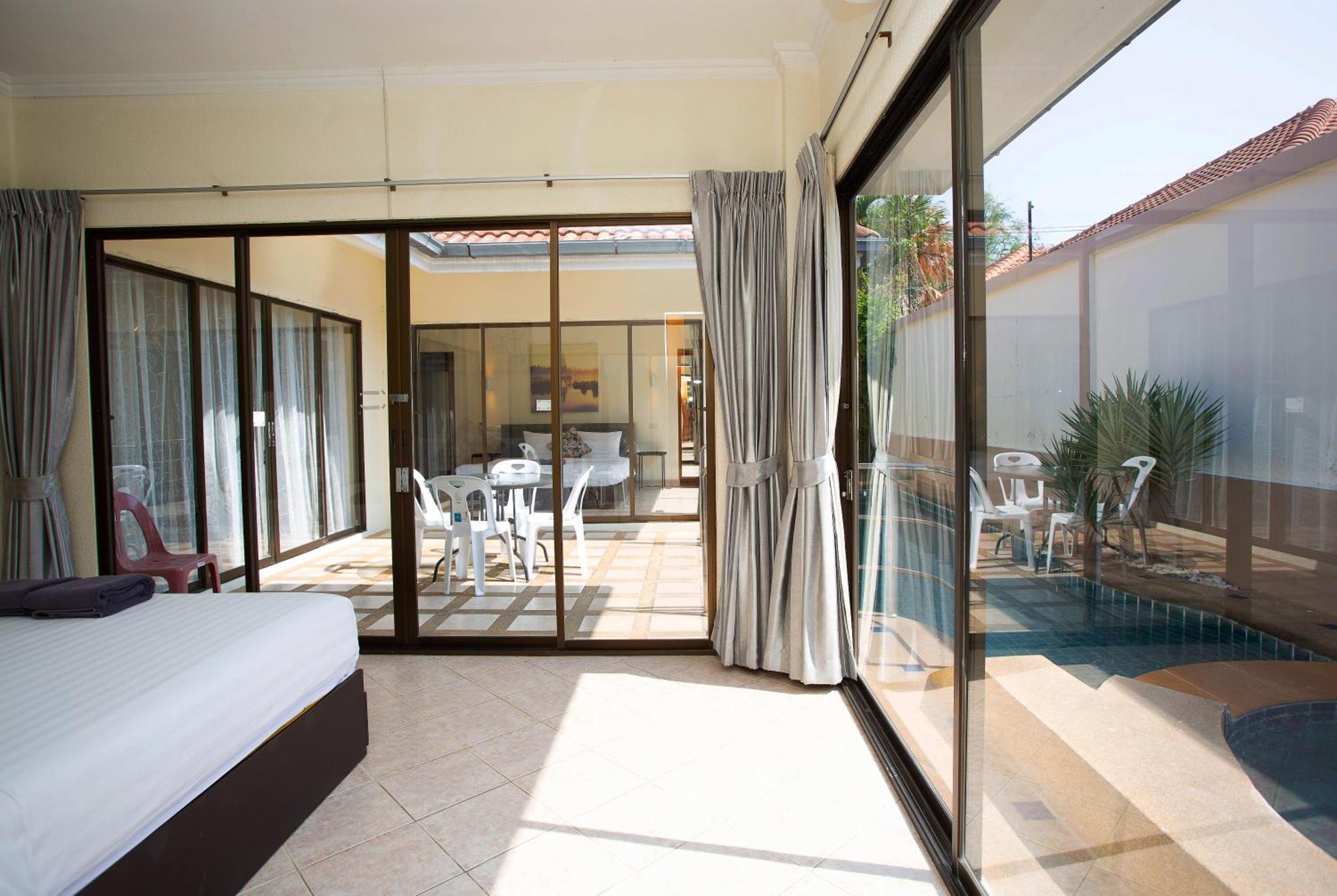 Avoca Pool Villas Pattaya Ruang foto